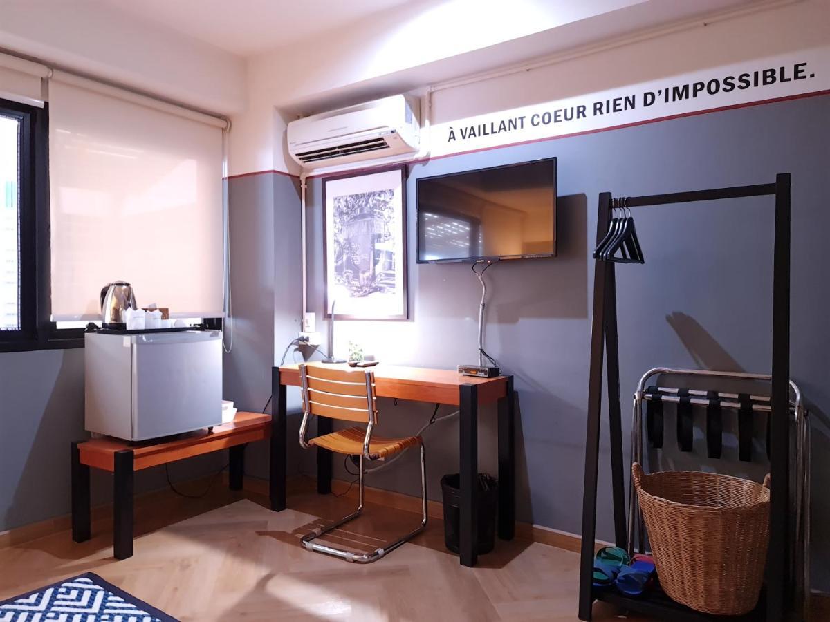 Somewhere To Escape - Hometel Bangkok Eksteriør bilde