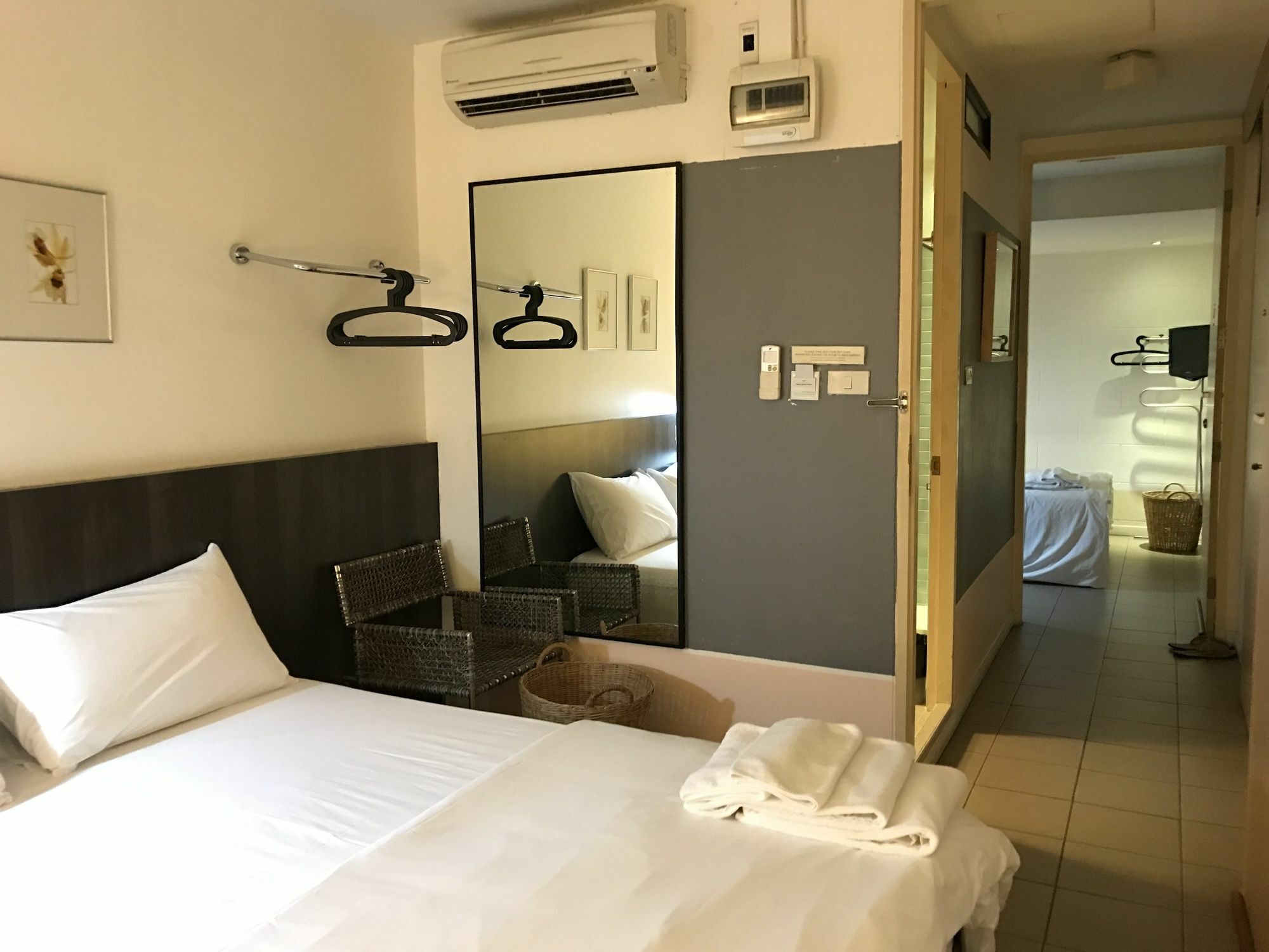 Somewhere To Escape - Hometel Bangkok Eksteriør bilde
