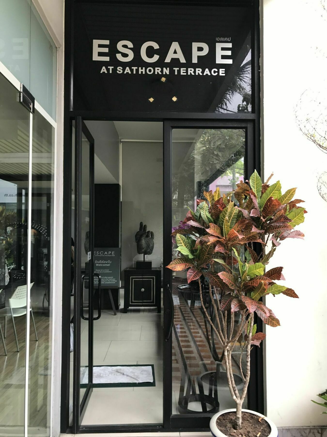 Somewhere To Escape - Hometel Bangkok Eksteriør bilde